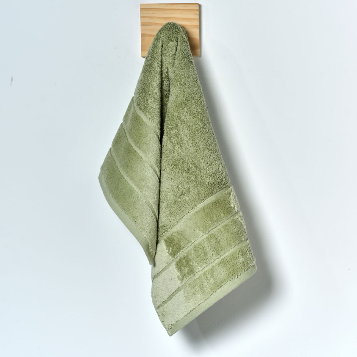 03 13 0043 Toalha Rosto Seven Hundred Verde Claro 001